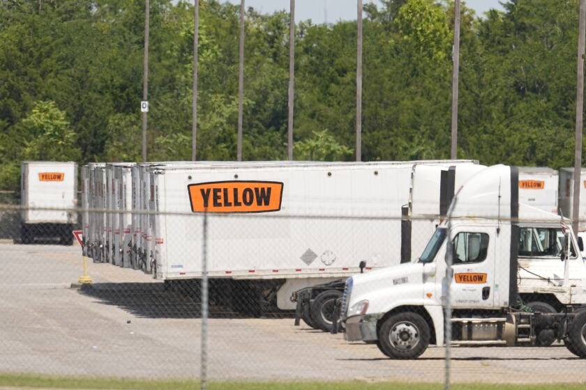 美國運輸巨頭Yellow公司倒閉