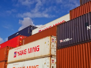 深圳出口代付業(yè)務(wù)使用的資金是(出口代付是表內(nèi)還是表外)