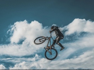 自行車(chē)進(jìn)口流程大揭秘：從準(zhǔn)備到提貨的全方位指南